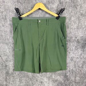 Outdoor Research Men's Green Shorts